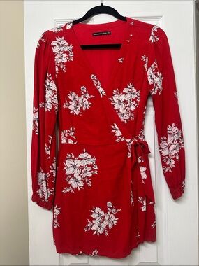Abercrombie & Fitch Red Floral Wrap Romper